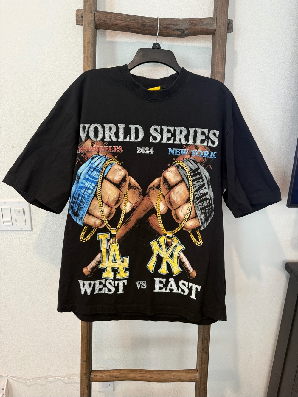 Black 'World Series 2024' Graphic Tee - Los Angeles vs New York